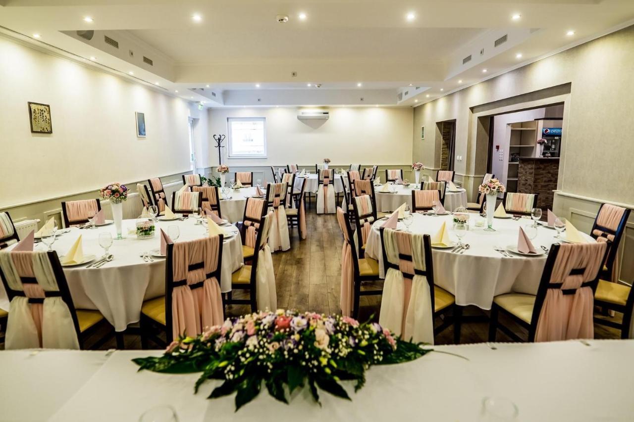 Liza Aqua & Conference Hotel Lajosmizse Zewnętrze zdjęcie