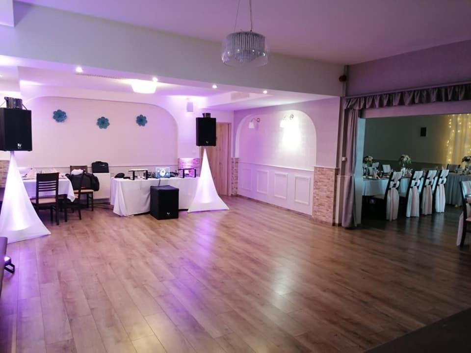 Liza Aqua & Conference Hotel Lajosmizse Zewnętrze zdjęcie