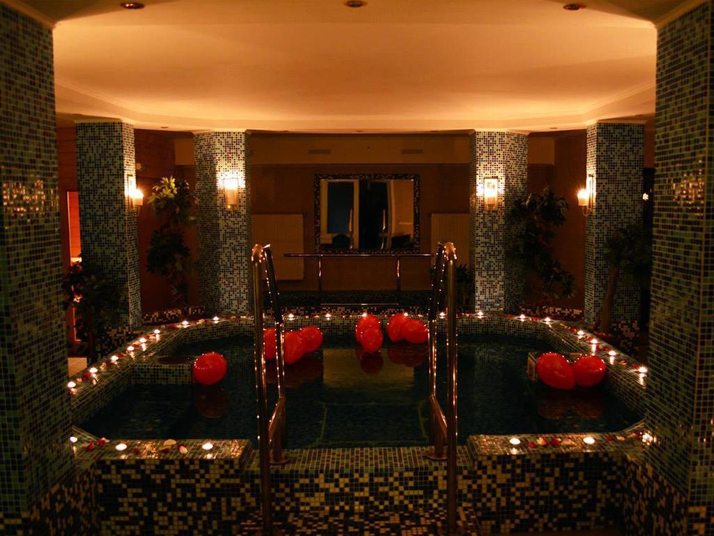Liza Aqua & Conference Hotel Lajosmizse Zewnętrze zdjęcie